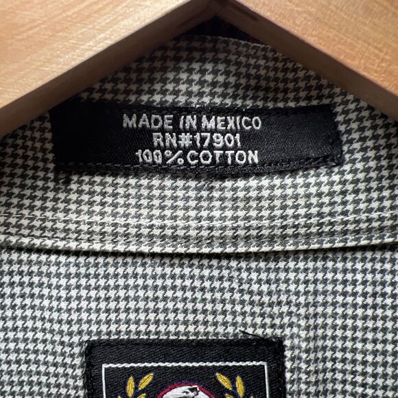 Cinch Mens Button Down Shirt Size XL Multi Color Plaid Long Sleeve Logo Western - Picture 4 of 9